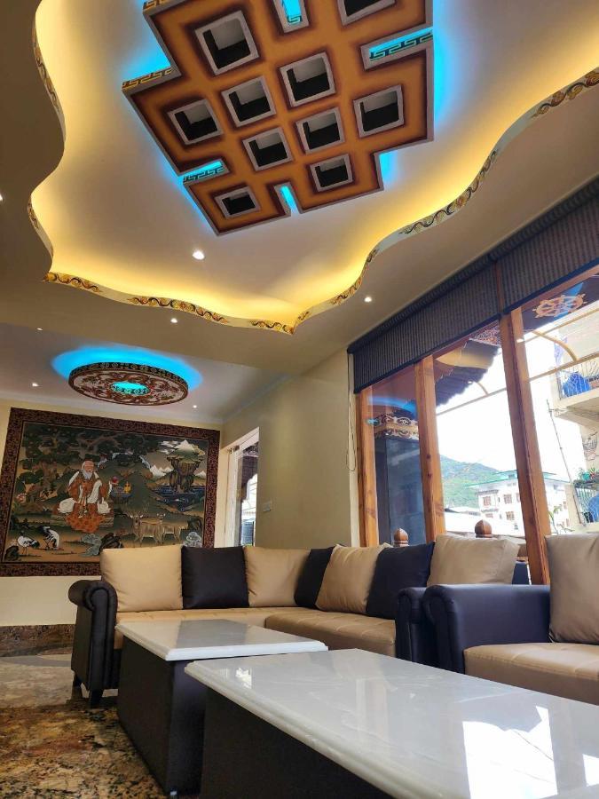 Green Valley Boutique Paro Bagian luar foto