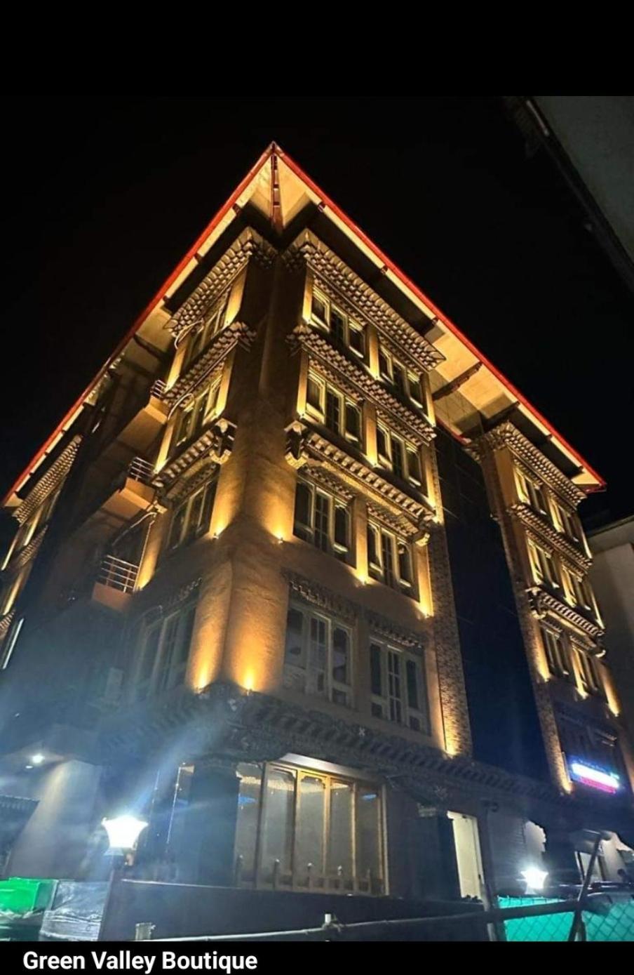 Green Valley Boutique Paro Bagian luar foto