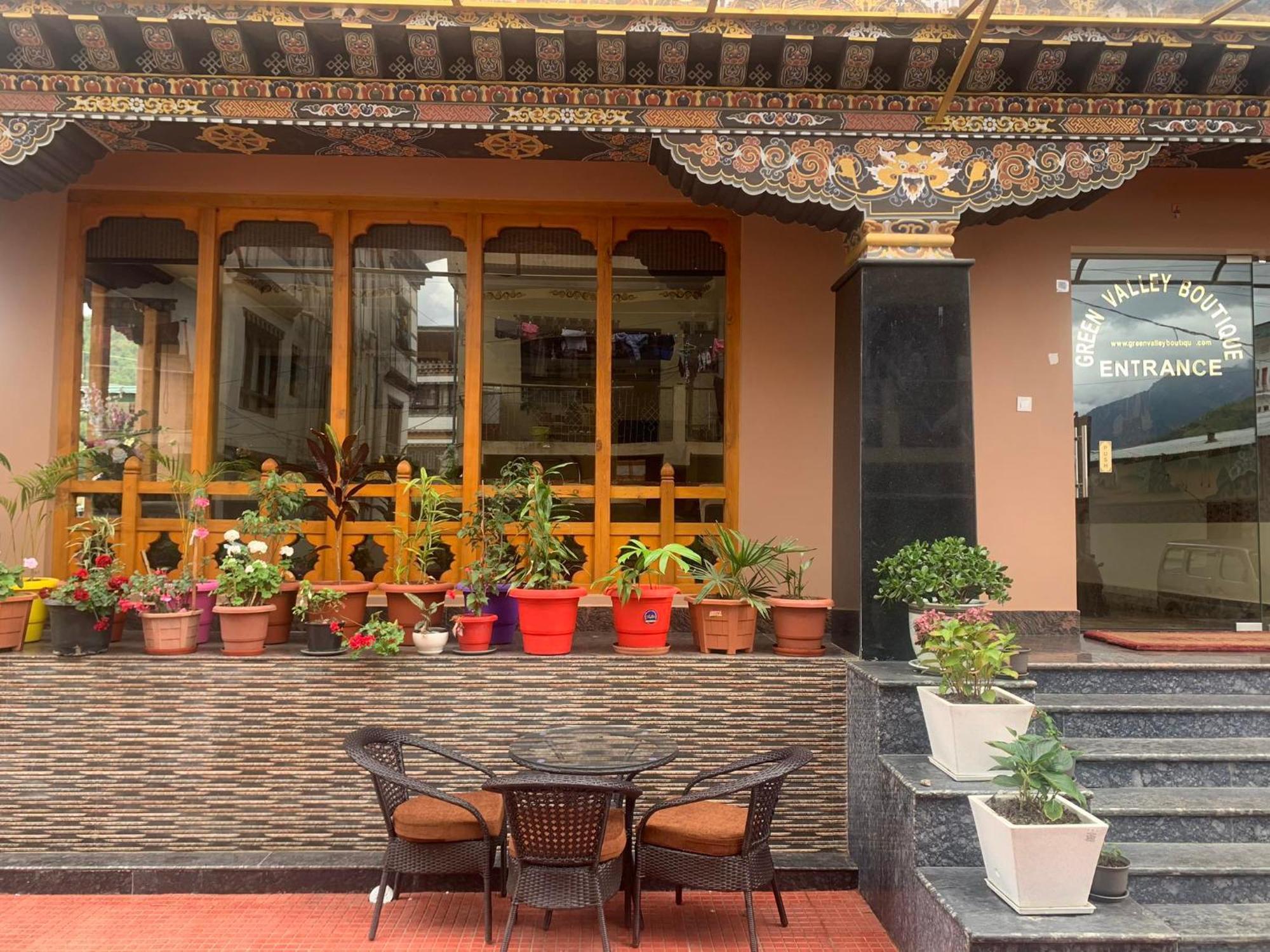 Green Valley Boutique Paro Bagian luar foto